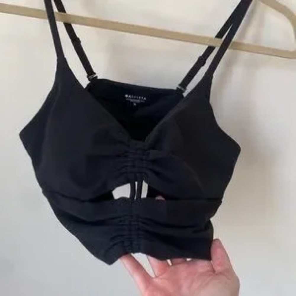 Athleta Cutout Crop Top/Sports Bra Black Stretch Size Large